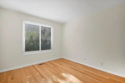 329 Grissom Court Hoffman Estates IL 60169
