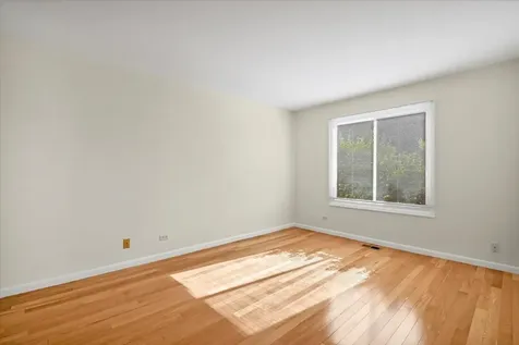 329 Grissom Court Hoffman Estates IL 60169