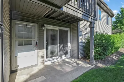 329 Grissom Court Hoffman Estates IL 60169