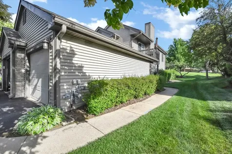 329 Grissom Court Hoffman Estates IL 60169