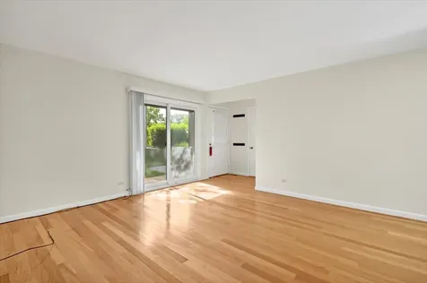 329 Grissom Court Hoffman Estates IL 60169