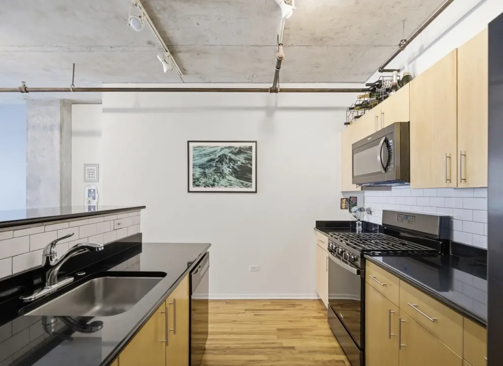 700 West Van Buren Street Chicago IL 60607