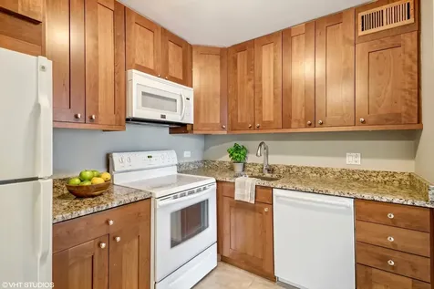 1030 North State Street Chicago IL 60610
