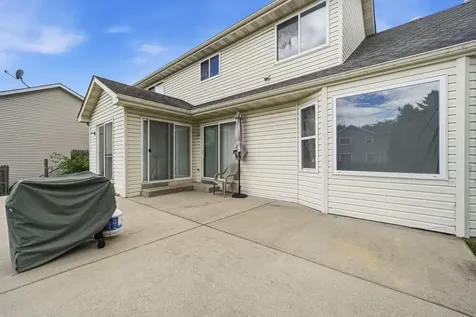 2513 Fox Meadow Drive Crest Hill IL 60403
