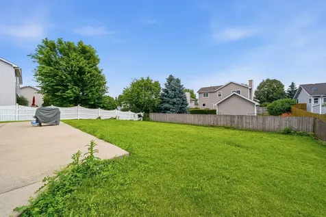 2513 Fox Meadow Drive Crest Hill IL 60403