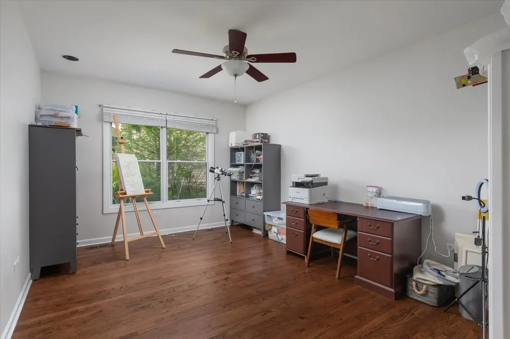 3332 Farmgate Drive Naperville IL 60564