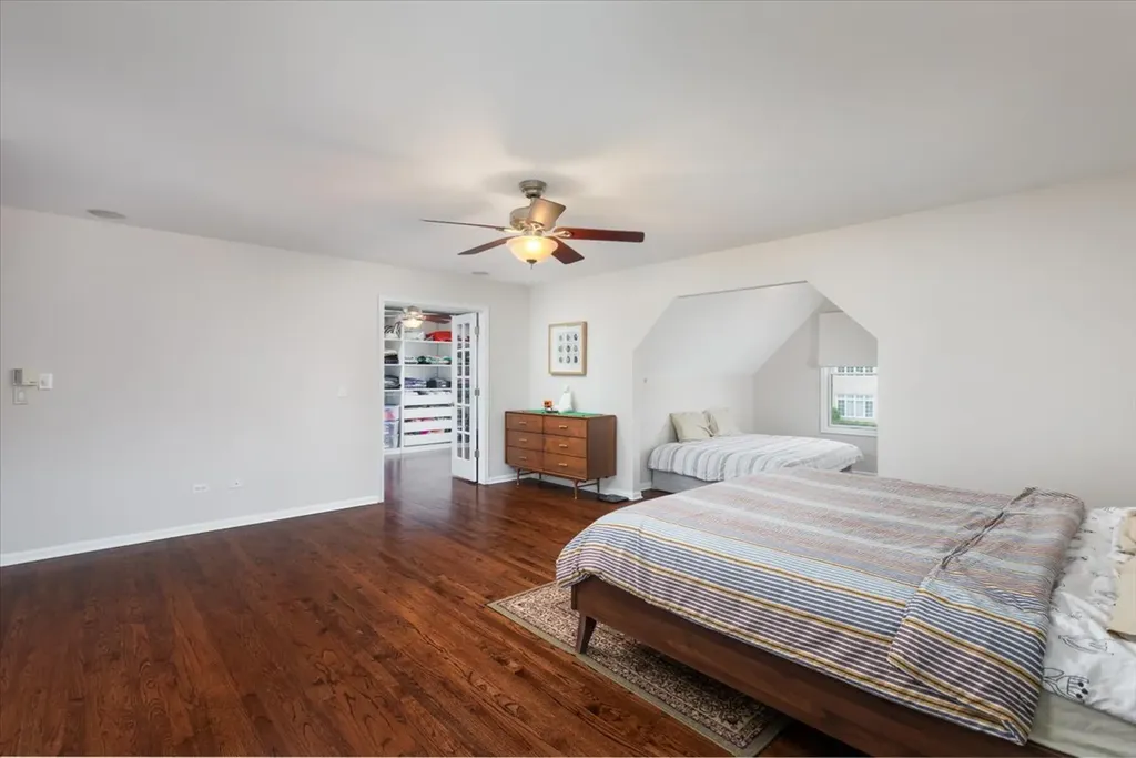 3332 Farmgate Drive Naperville IL 60564