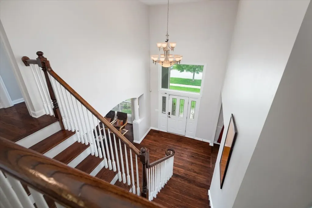 3332 Farmgate Drive Naperville IL 60564