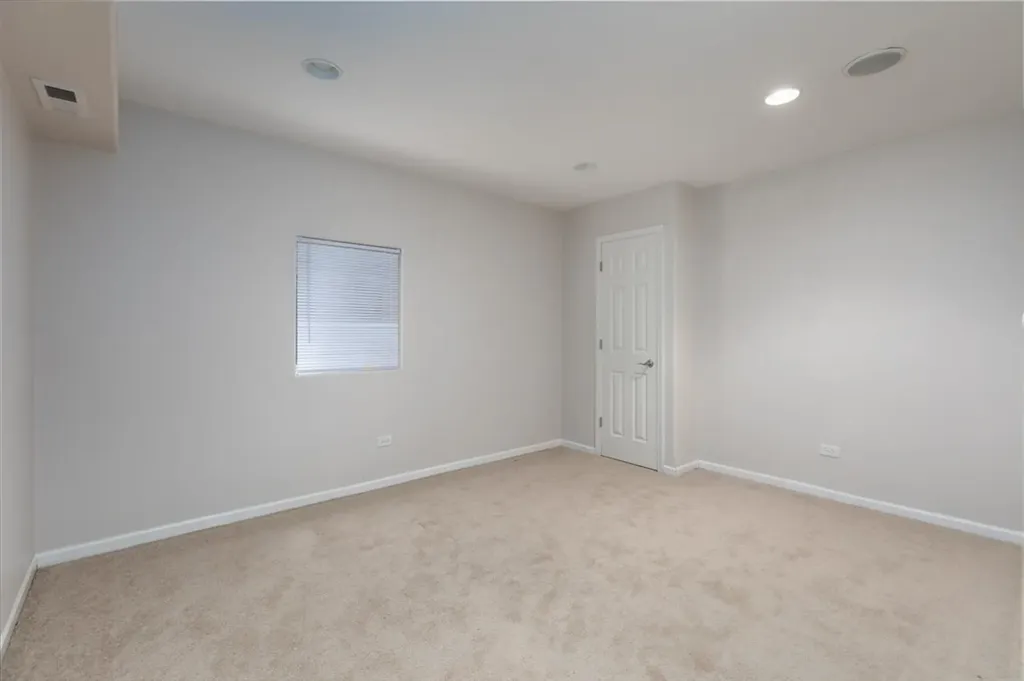 3332 Farmgate Drive Naperville IL 60564