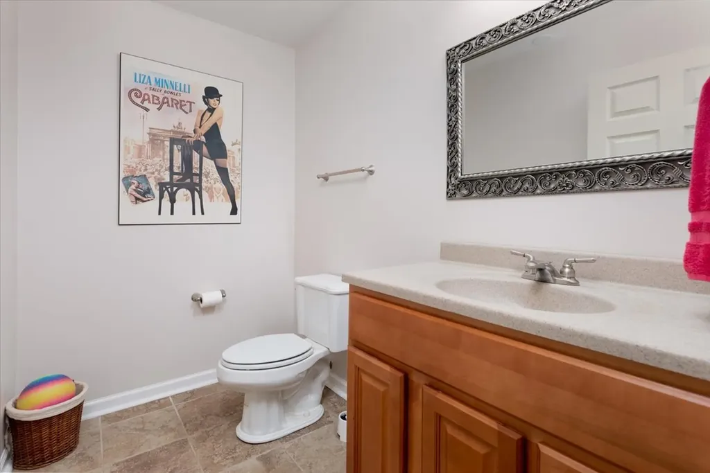 3332 Farmgate Drive Naperville IL 60564