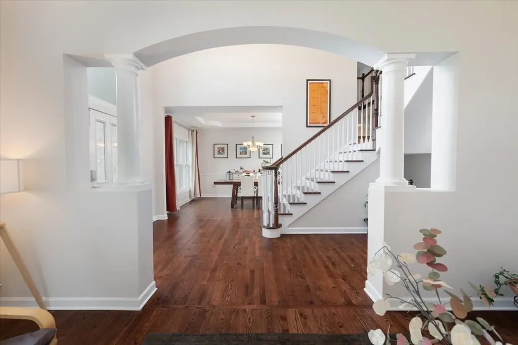 3332 Farmgate Drive Naperville IL 60564