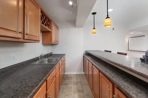 3332 Farmgate Drive Naperville IL 60564