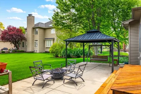 3332 Farmgate Drive Naperville IL 60564