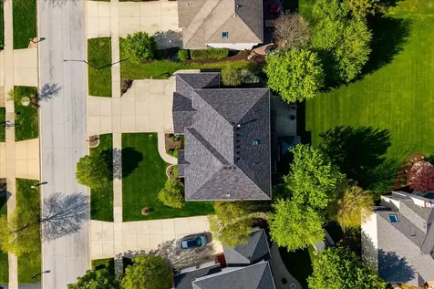 3332 Farmgate Drive Naperville IL 60564
