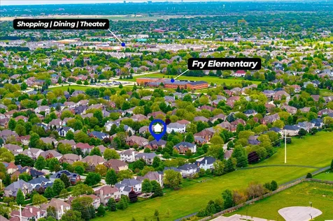 3332 Farmgate Drive Naperville IL 60564