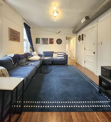 1539 North Wells Street Chicago IL 60610