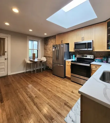 1539 North Wells Street Chicago IL 60610