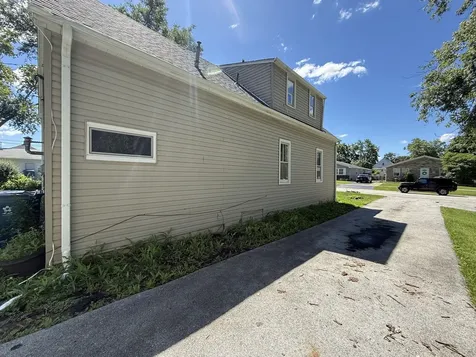 19 West 36th Place Steger IL 60475