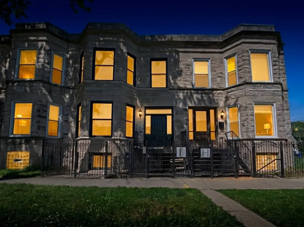 6506 South Saint Lawrence Avenue Chicago IL 60637