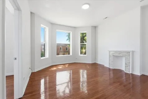 6506 South Saint Lawrence Avenue Chicago IL 60637