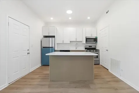 6506 South Saint Lawrence Avenue Chicago IL 60637