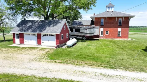 17331 Hillside Road Morrison IL 61270