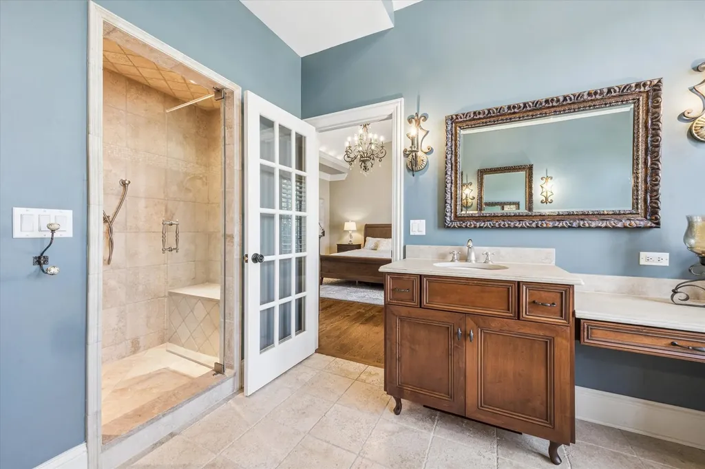 28 South Adams Street Hinsdale IL 60521