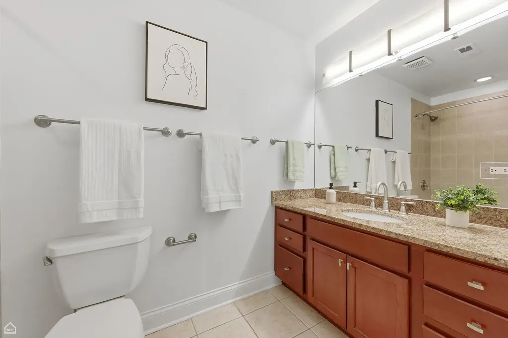 4705 South Champlain Avenue Chicago IL 60615