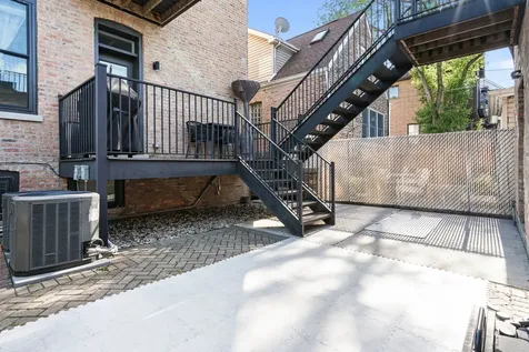 2312 West Charleston Street Chicago IL 60647