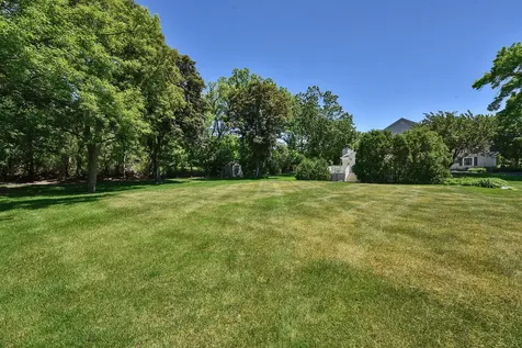 381 Grayfriars Lane Inverness IL 60067