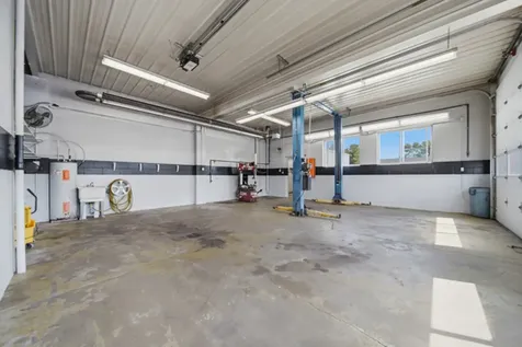 602 South Division Avenue Polo IL 61064
