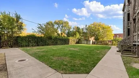 1409 East 61st Place Chicago IL 60637