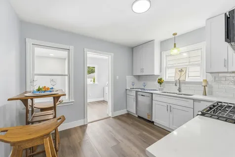 3221 North Opal Avenue Chicago IL 60634