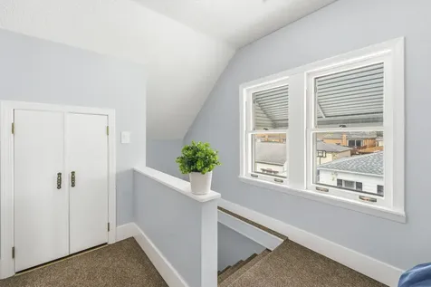 3221 North Opal Avenue Chicago IL 60634