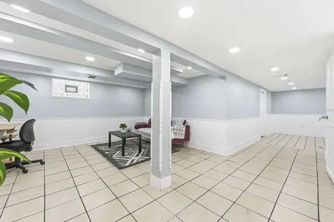 3221 North Opal Avenue Chicago IL 60634