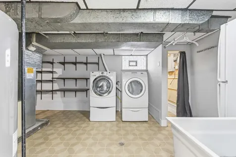 3221 North Opal Avenue Chicago IL 60634