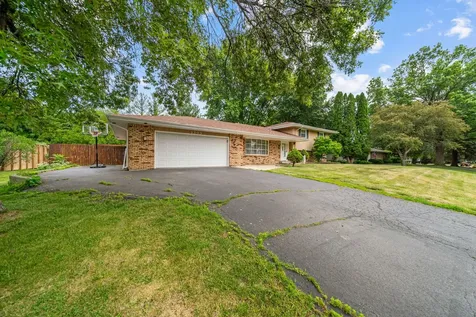 1393 Bryn Mawr Street Rockford IL 61107