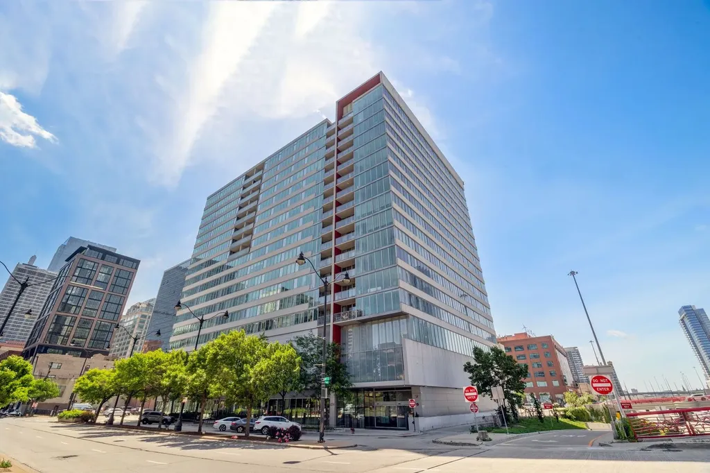 659 West Randolph Street Chicago IL 60661