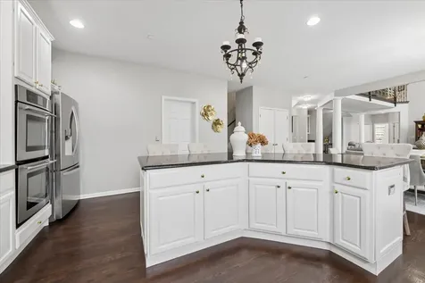 5423 Swan Circle Hoffman Estates IL 60192