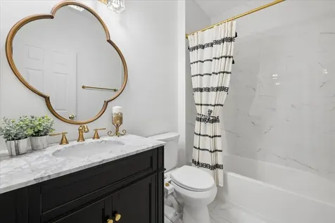 5423 Swan Circle Hoffman Estates IL 60192