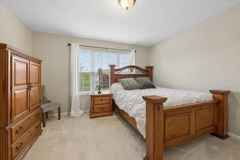 5423 Swan Circle Hoffman Estates IL 60192
