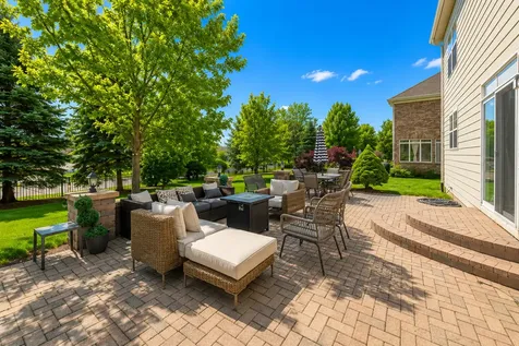 5423 Swan Circle Hoffman Estates IL 60192