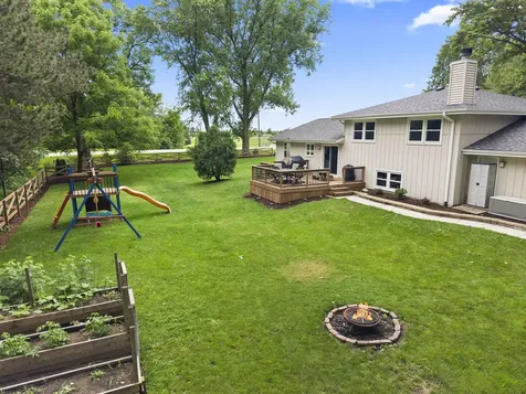 3N149 Lynn Drive St. Charles IL 60174