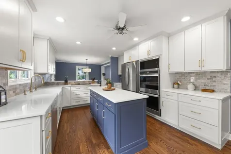 3N149 Lynn Drive St. Charles IL 60174