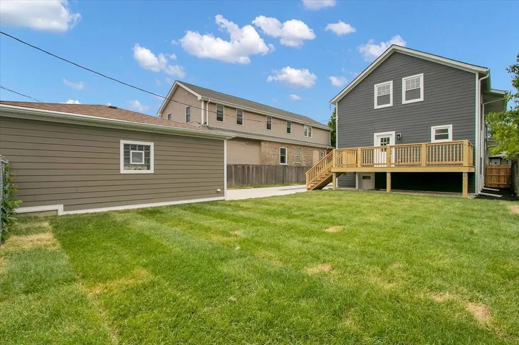 4036 West Warwick Avenue Chicago IL 60641