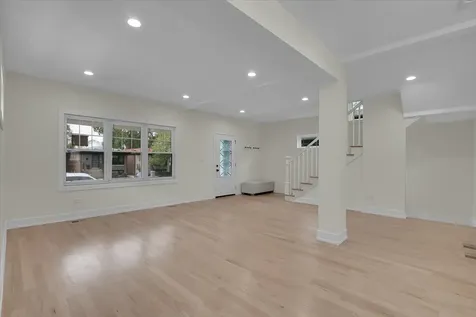 4036 West Warwick Avenue Chicago IL 60641