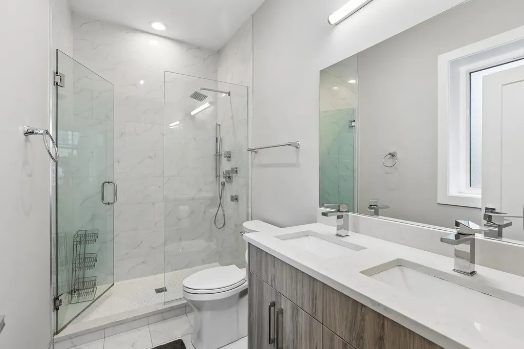 1822 South Throop Street Chicago IL 60608
