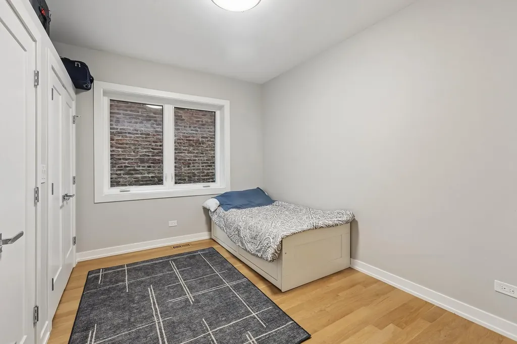 1822 South Throop Street Chicago IL 60608
