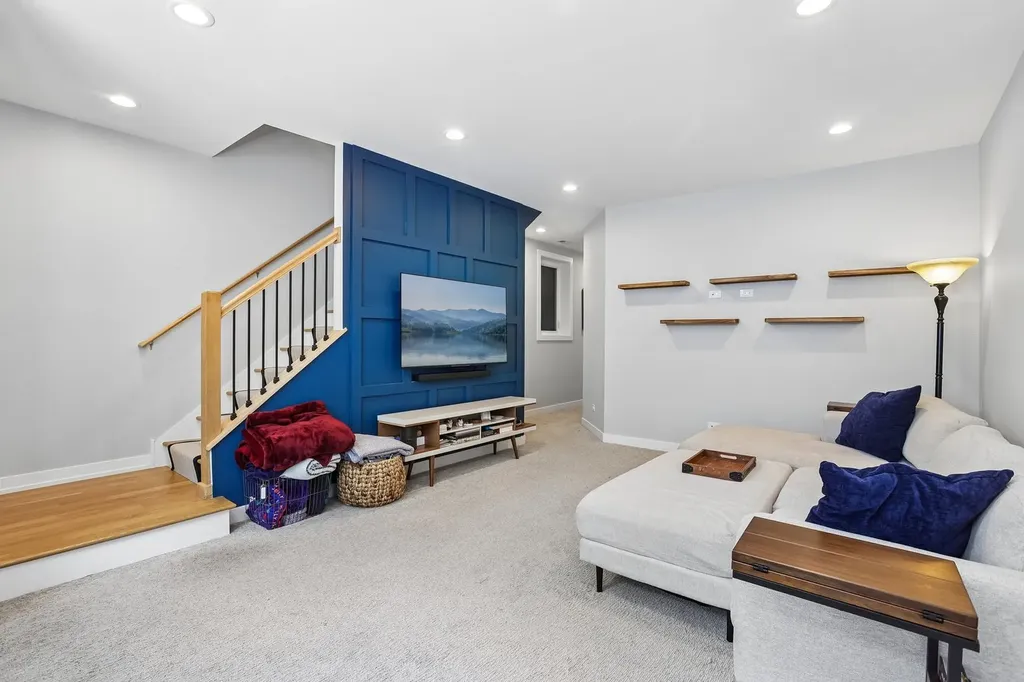 1822 South Throop Street Chicago IL 60608