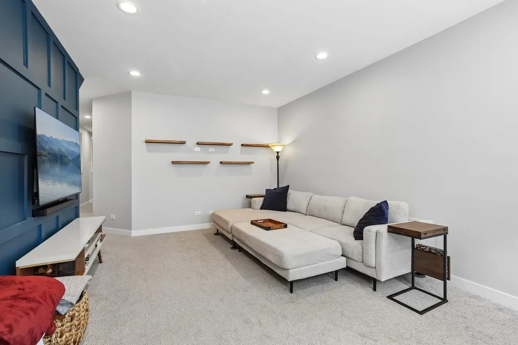 1822 South Throop Street Chicago IL 60608